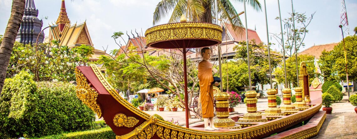 beautiful-view-buddhist-temple-located-siem-reap-cambodia