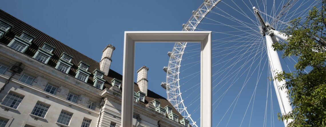 visiting-site-photo-frame